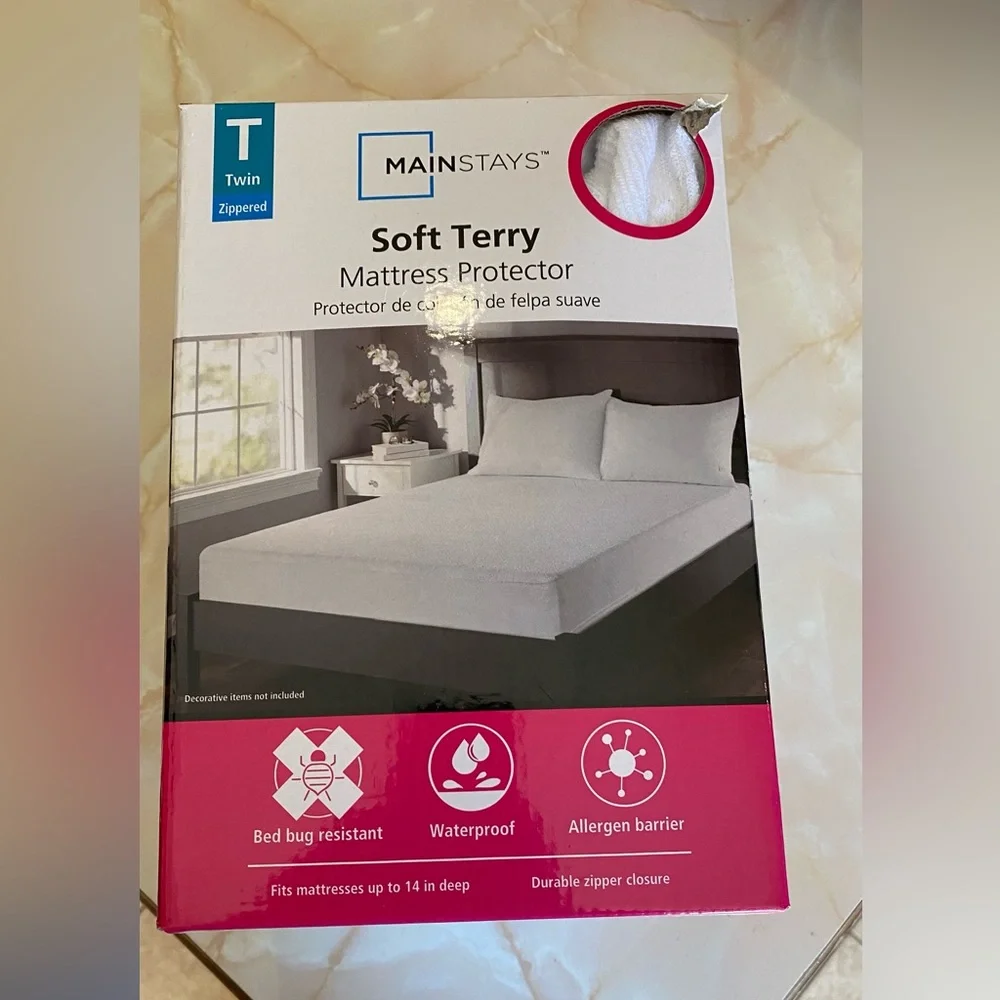 Twin mattress cover